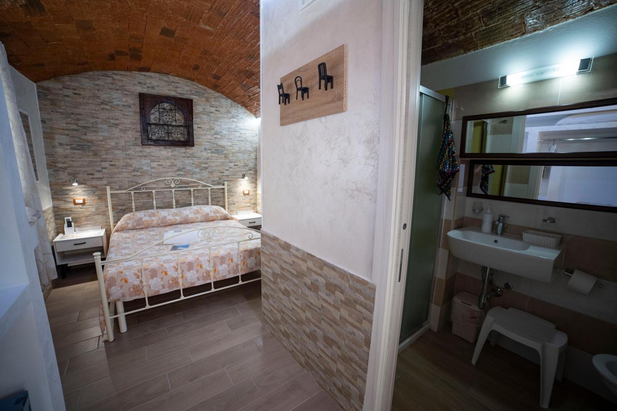 特罗佩阿La Perla Del Tirreno住宿加早餐旅馆 外观 照片