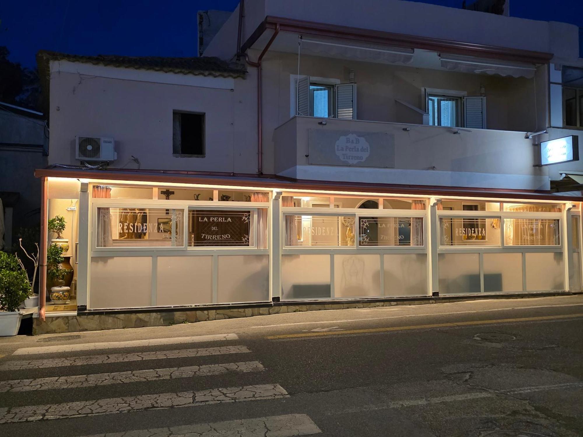 特罗佩阿La Perla Del Tirreno住宿加早餐旅馆 外观 照片